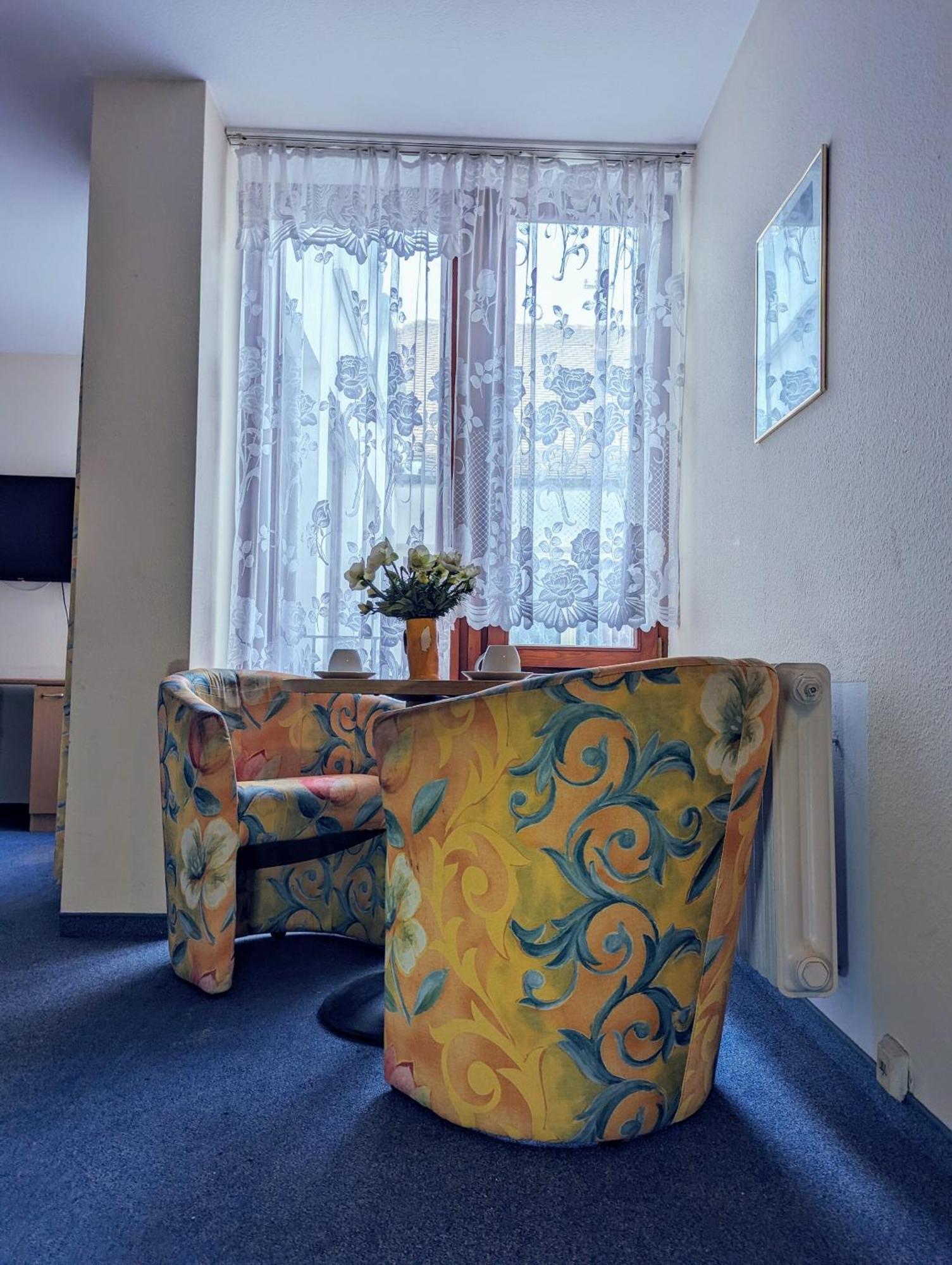 Hotel Schiff Rastatt Oda fotoğraf